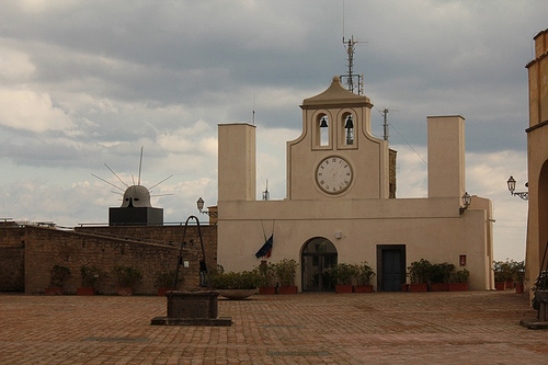 Castel Sant'Elmo: orologio