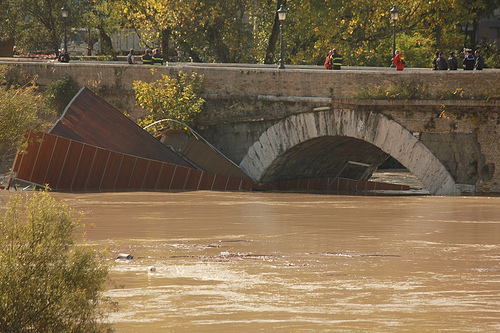 Tevere in piena