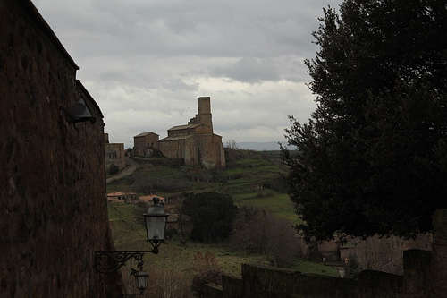 Tuscania, panorama in lontananza