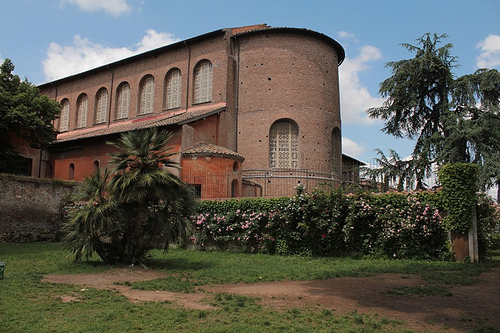 Giardino degli aranci: la chiesa