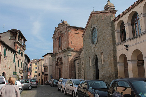 Umbertide: due chiese del paese