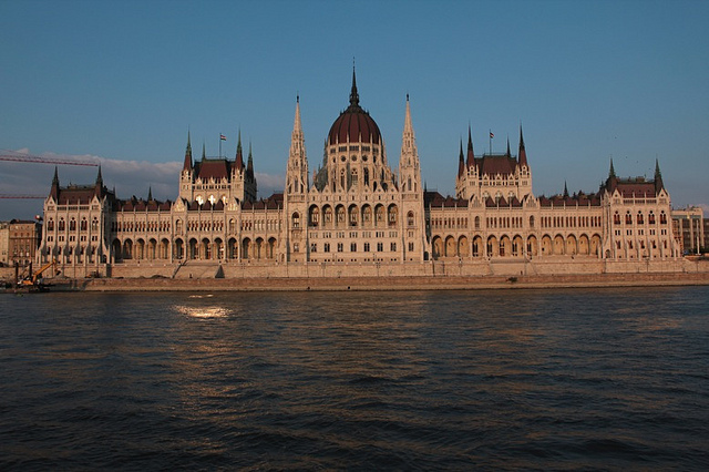 Dal Danubio: il parlamento