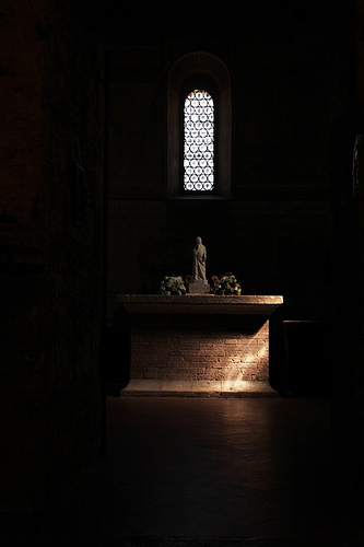 Cappella di Montesiepi: altare