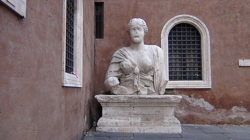 Madama Lucrezia