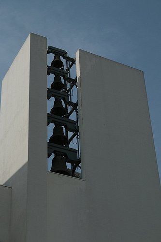 Chiesa di Dio Padre Misericordioso: Esterni