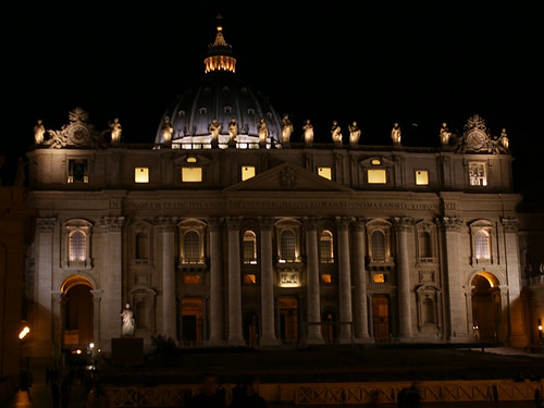 La facciata della Basilica