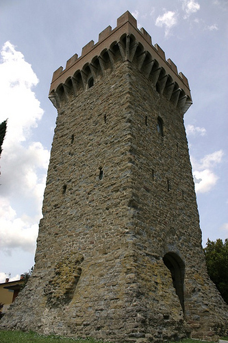 Torgiano: torrione di controllo