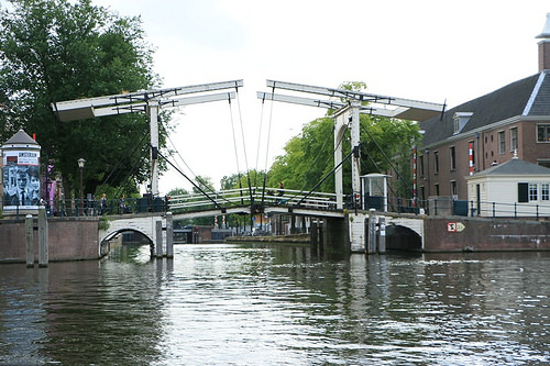 Crociera lungo i canali: ponte