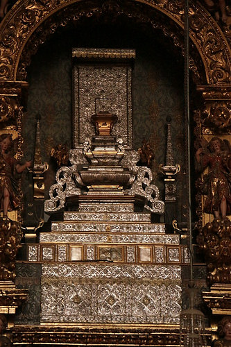 Cattedrale nuova: altare