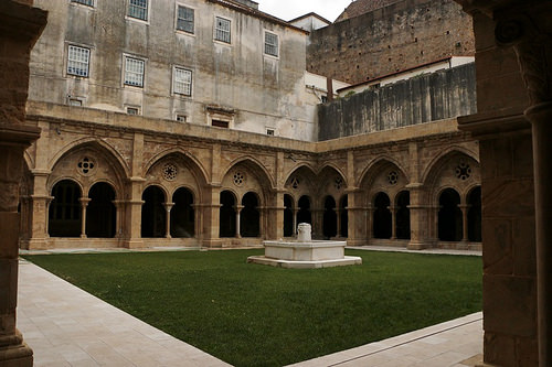 Cattedrale vecchia: il chiostro