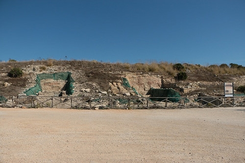 Segesta: dove, una volta, c'era un porticato