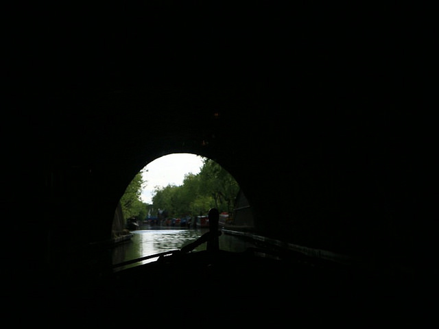 In battello lungo il regents canal