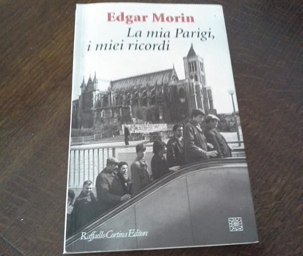 Letteratura di viaggio:  “La mia Parigi, i miei ricordi”,  “Solo  a Parigi e non altrove. Una guida sentimentale”