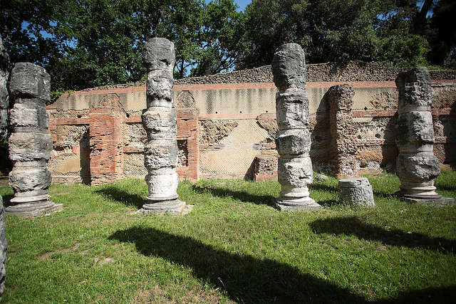 Fiumicino: the Ports of Claudius and Trajan