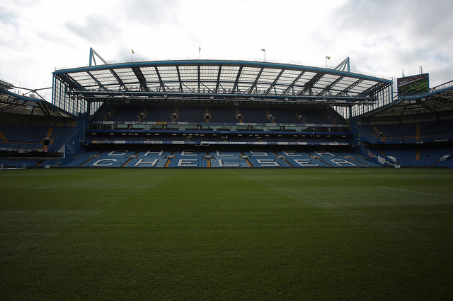 Wembley Stadium and Stamford Bridge (Chelsea FC) compared – London
