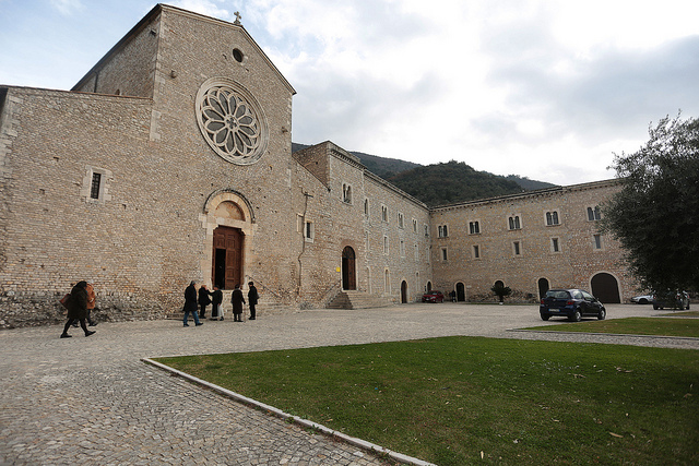 Abbeys in Lazio: Valvisciolo and Fossanova