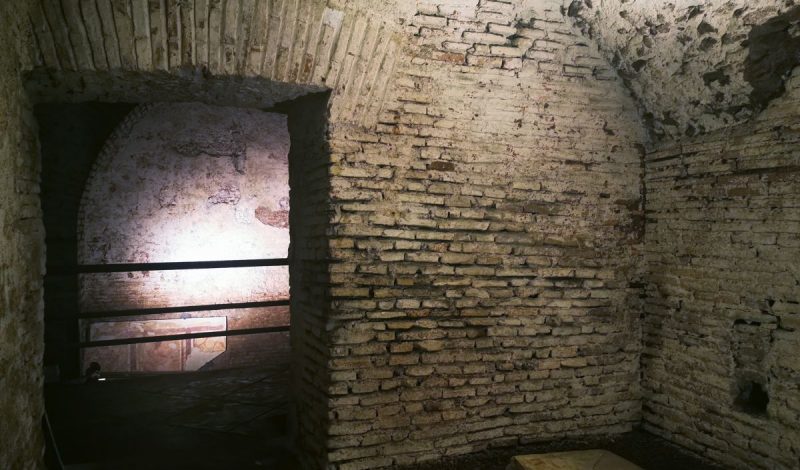 Roma: i sotterranei di San Paolo alla Regola