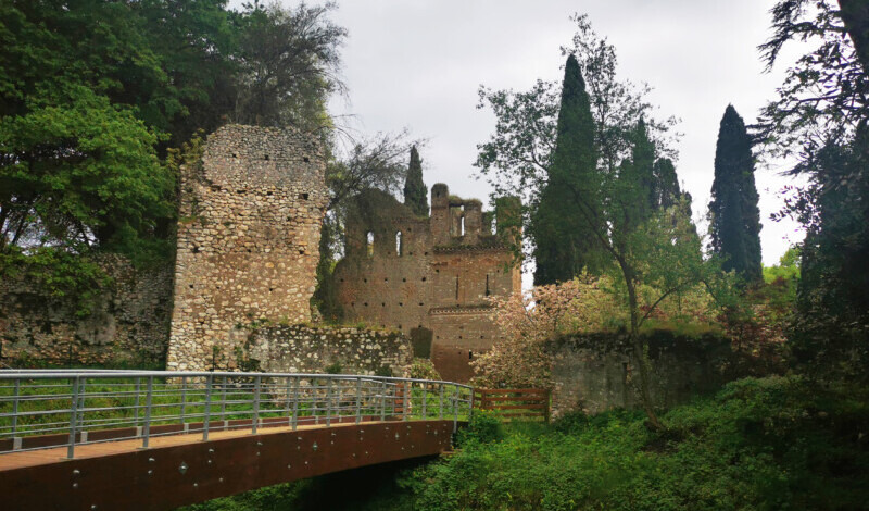 Giardino di Ninfa
