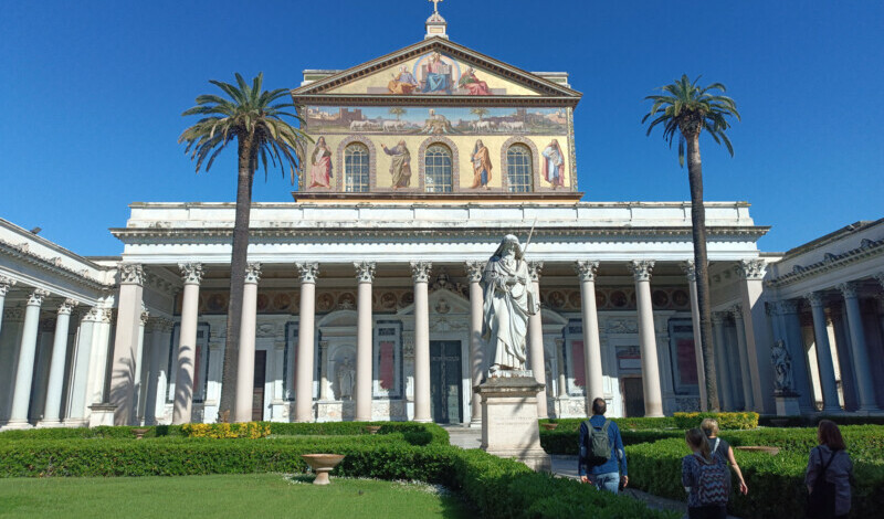 Basilica di San Paolo fuori le mura e la Necropoli Ostiense